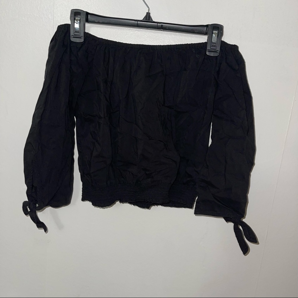 Hollister off the shoulder blouse